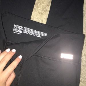 Victoria’s Secret PINK leggings